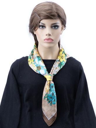 Dámský hebký šátek s barevnými květinami