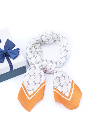 Dámský hebký šátek s elegantním designem a lemováním